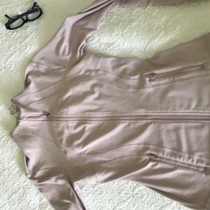 Lululemon mauve warm up jacket